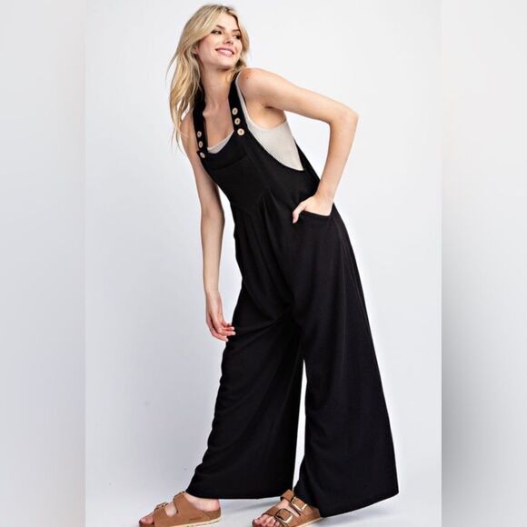 094. SLEEVELESS OVERALL WIDE LEG JUMPSUIT- BLACK - Picture 2 of 5